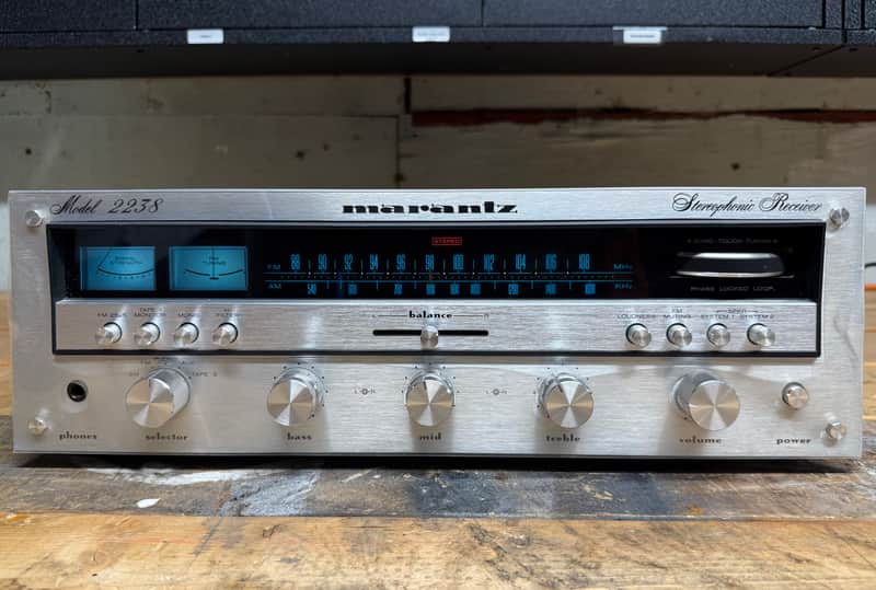 Marantz Model 2238 38-Watt Stereo Solid-State Receiver 1976 - 1977 image 1