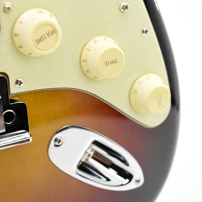 Fender American Ultra Stratocaster HSS 2022 Ultraburst image 5