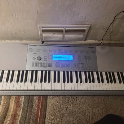 Casio Wk225 2014 - Silver image 1