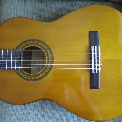 Yamaha G-231 Classical Guitar  Natural with hardshell case image 3