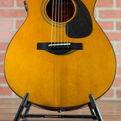 Yamaha FSX5 Red Label Acoustic-Electric Guitar - Natural image 2