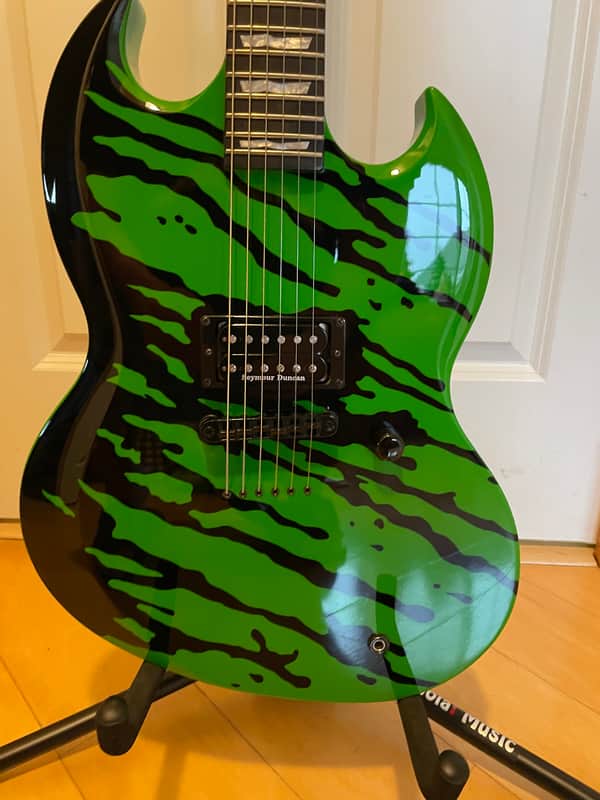 ESP LTD RARE ESP LTD Slimer Viper Tony Perry Signature Guitar Mint 2015 Green / black image 1