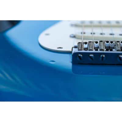 1984 Fender Standard Stratocaster (USA) with Rosewood Fretboard  sapphire blue image 24