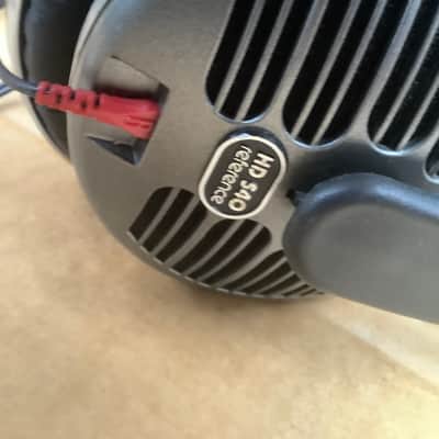 Sennheiser HD 540 Reference headphones image 8