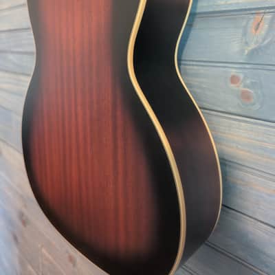 Gretsch G9240 Alligator Round-Neck Mahogany Body Biscuit Cone Resonator Guitar 2010s - 2-Color Sunburst image 5