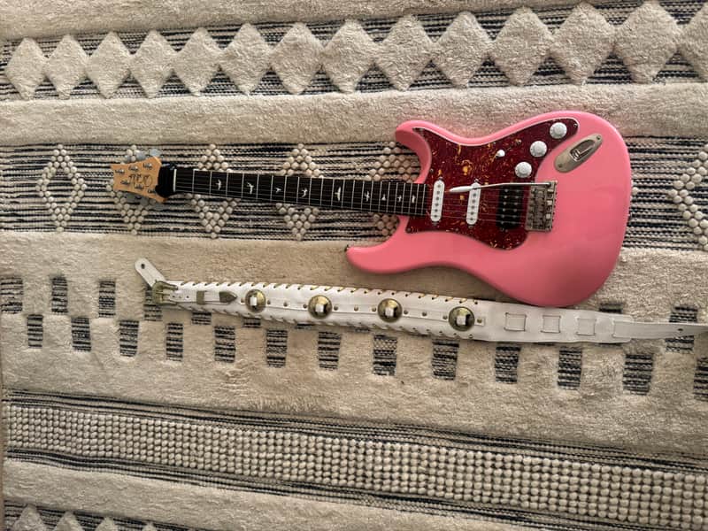 Modified PRS Silver Sky Roxy Pink 2021 - Present - Roxy Pink image 1