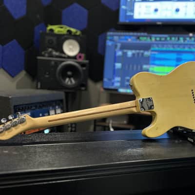 1971 Fender Telecaster in near-mint condition. Blonde finish with case image 6