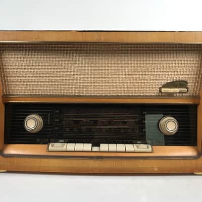 Vintage German Metz 1309 Tube Radio image 5