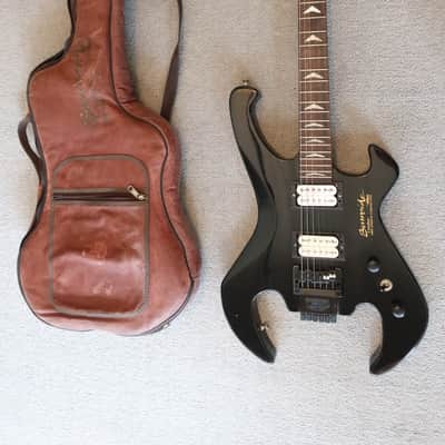 Vintage 1980s Guild Burnside Crossbow Headless Guitar Steinberger Tremolo Arm Case Wasp Spider Shape image 4
