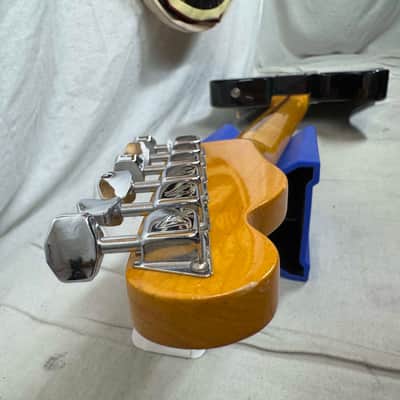 Fender American Vintage ‘72 1972 Telecaster Custom Guitar 2012 - 3-Color Sunburst / Maple neck image 25