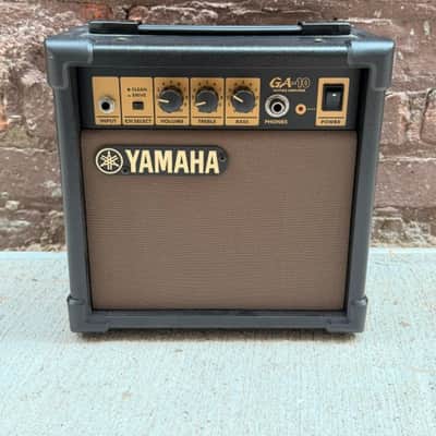 Yamaha GA-10 Practice Amplifier SN: LH10715 image 2