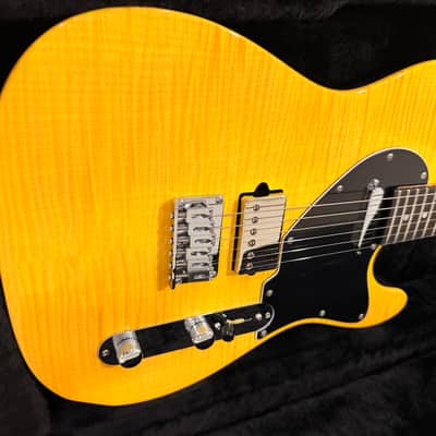 Suhr Custom Classic T - Trans Lemon Yellow image 2