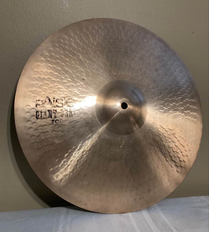 Paiste Giant Beat 15” Top hi hat cymbal 897 grams - Brilliant image 1