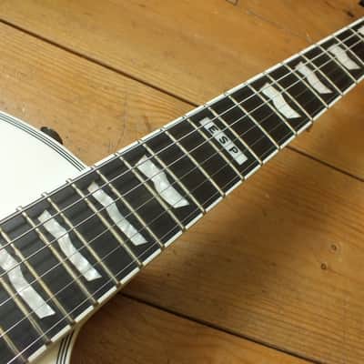ESP E-II Eclipse Snow White Satin Neckthrough 2020 image 15