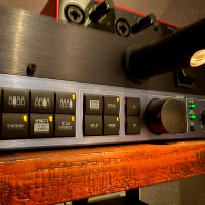 TC Helicon VoiceWorks Plus Vocal Harmonizer / Multi-Effect 2010s - Blue image 4