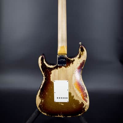 Fender Custom Shop 1963 Stratocaster® Super Heavy Relic® - Super Faded Aged 3-Color Sunburst Sparkle image 9