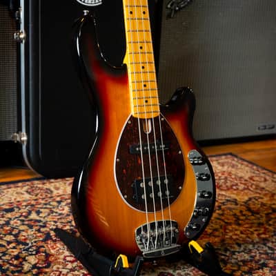 Sire Marcus Miller Z7 Bass 3-Tone Sunburst Excellent Condition W/ Hardcase. image 3