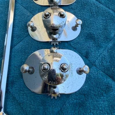 Rogers Early Cleveland/Dayton Era Floor Tom Legs and Brackets Swiv-O-Matic 1960s/early 1970s - Chrome image 2
