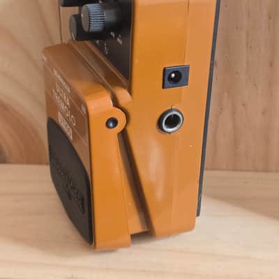 Behringer UT100 Ultra Tremolo 2000s - Brown image 2
