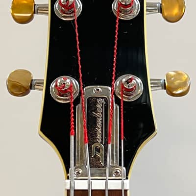 Duesenberg Violin Bass - 2-tone sunburst image 9