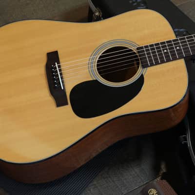Minty! 2009 Martin Standard Series D-18 1 11/16 Nut Dreadnought Acoustic Guitar Natural + OHSC image 2