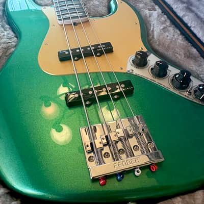 Fender Ultra Jazz Bass Limited 2023 - Mystic Pine Green image 3