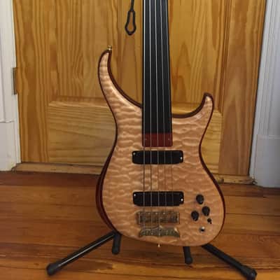 Alembic Orion Fretless 5-String image 4