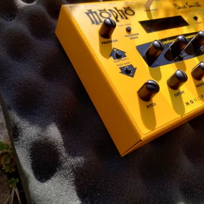 Dave Smith Instruments Mopho Desktop Monophonic Synthesizer 2008 - 2016 - Yellow image 2