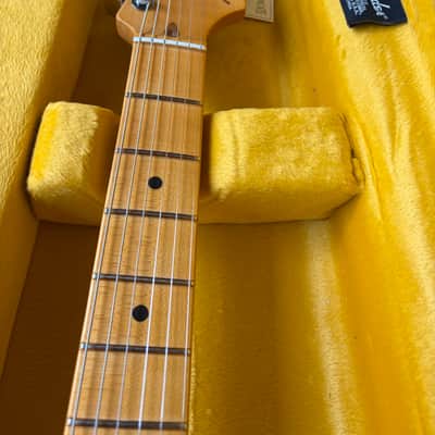 Fender ERIC JOHNSON Vintage Loaded 2000 MOD Stratocaster 2000’s - Candy Apple Metalflake image 4