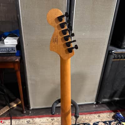 Squier Contemporary Stratocaster Special 2021 - Present - Sky Burst Metallic image 4