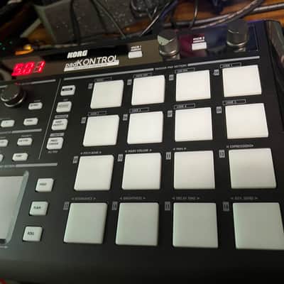 Korg padKONTROL USB Drum Pad Studio Controller 2005 - Present - White image 3