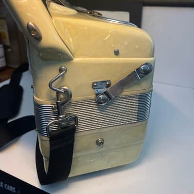 Contello Accordion 60’s in Pearl with Case Made In Italy image 17