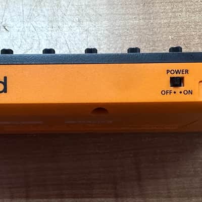 Roland T-8 AIRA Compact Beat Machine image 3
