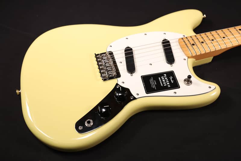 MINT Fender Player II Mustang Maple Fingerboard Hialeah Yellow 565