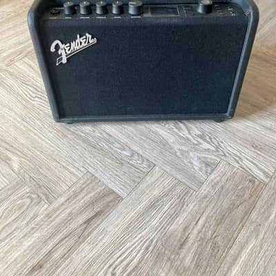 Fender Mustang GT40 (Generation Three) - Black image 1