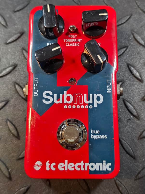 TC Electronic Sub N' Up Octaver Pedal with TonePrint | Reverb Canada