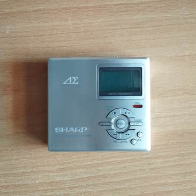 Sharp DR7 2002 - Sharp portable mini disc player MD Dr 7 working image 1