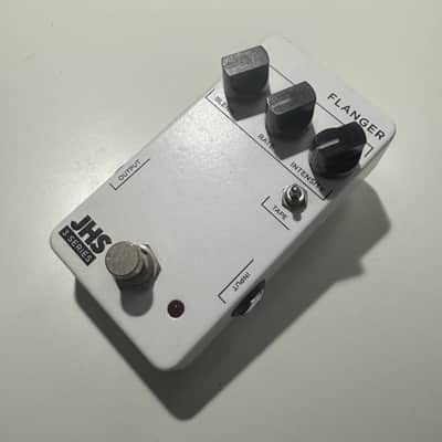JHS 3 Series Flanger | Reverb