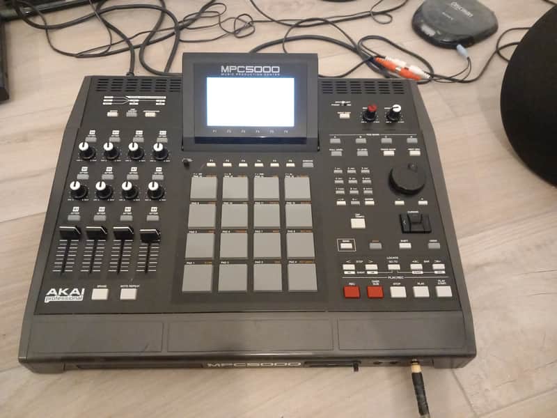 Akai MPC5000 image 1