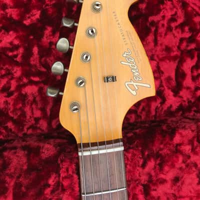 2022 Fender Custom Shop 1967 Stratocaster Heavy Relic Aged Vintage White image 9