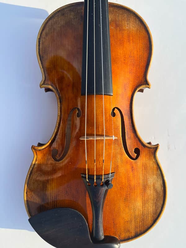 John Juzek Violinmaker in Prague Copy of a fine labeled 1925 image 1