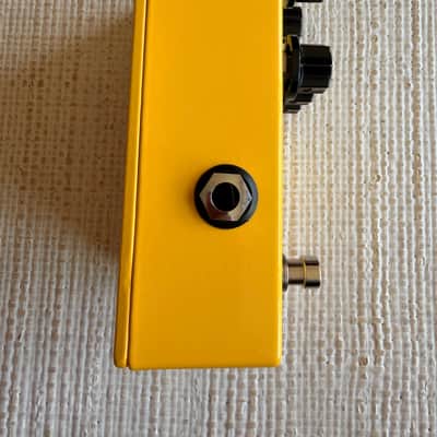 JHS Charlie Brown V4 2016 - Present Yellow image 4