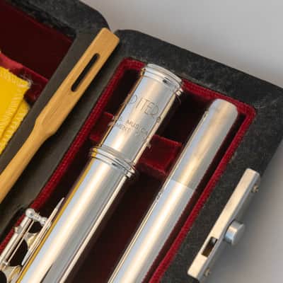 Jupiter JFL-511 Standard Silver-plated Flute *Cleaned & Serviced *Ready to play image 3