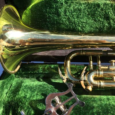 King Super 20 S2 1048 Trumpet w/ Hard Shell Case NICE image 8
