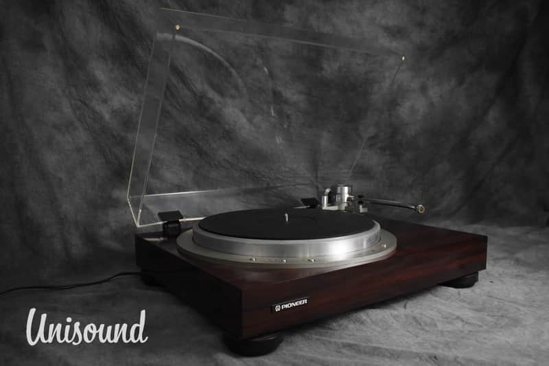 Pioneer PL-30L Direct Drive Turntable in Very Good Condition image 1