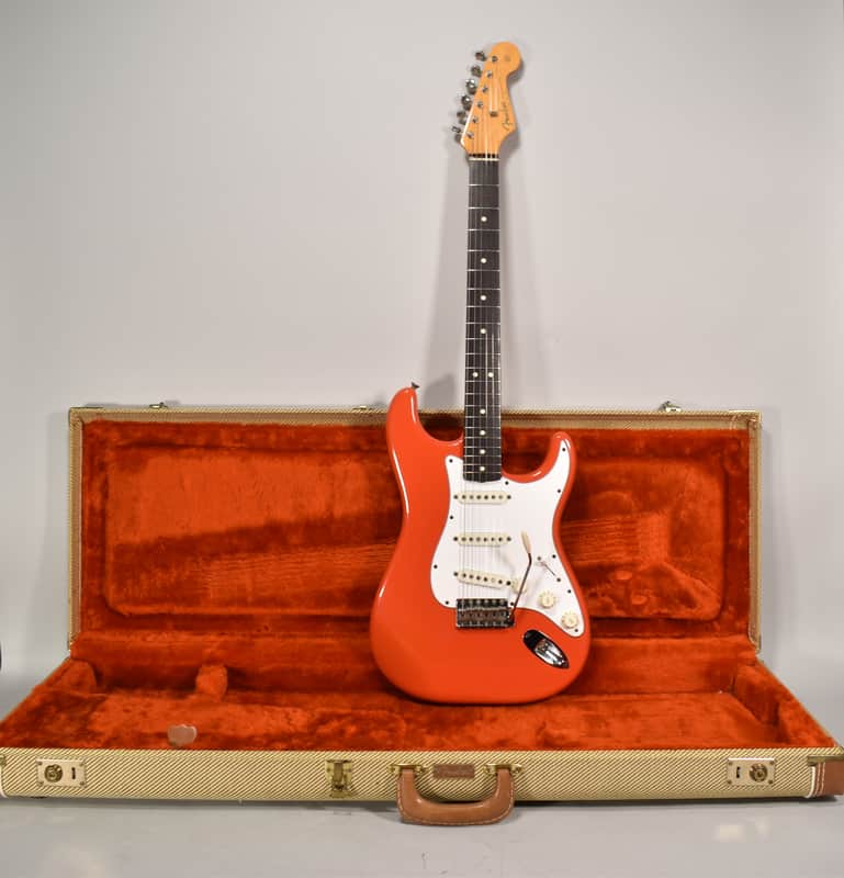 1982 Fender American Vintage Stratocaster '62 Reissue Fiesta Red Electric Guitar w/OHSC image 1