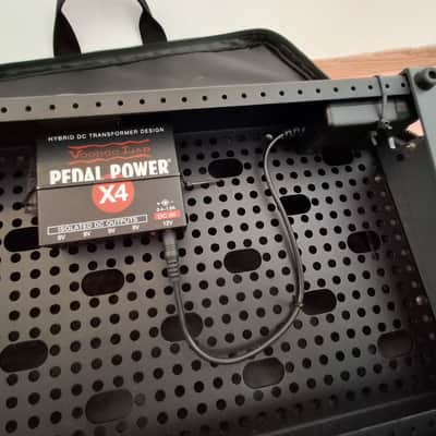 Temple Audio SOLO 18 + Voodo Lab x4 Powersupply image 6