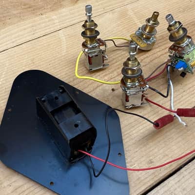Gibson CTS Switchcraft Les Paul Wiring Harness: Push-Push Pots, Coil Splits, 10dB Boost Circuit image 2