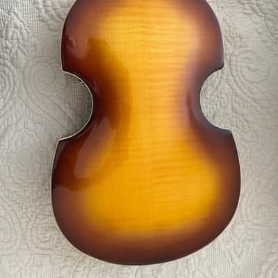 H_fner Ignition Series Short-Scale Violin 2024 - Sunburst image 3