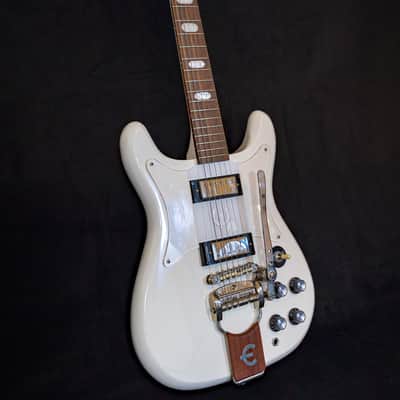 Epiphone Crestwood Custom Tremotone 2021 - Polaris White image 11